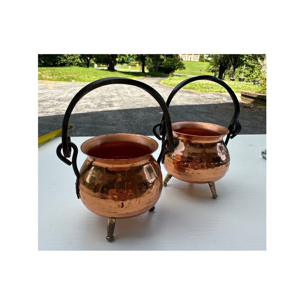 Vintage Copper Cauldron Set Miniature Hammered Pots Brass Feet 2pc Farmhouse